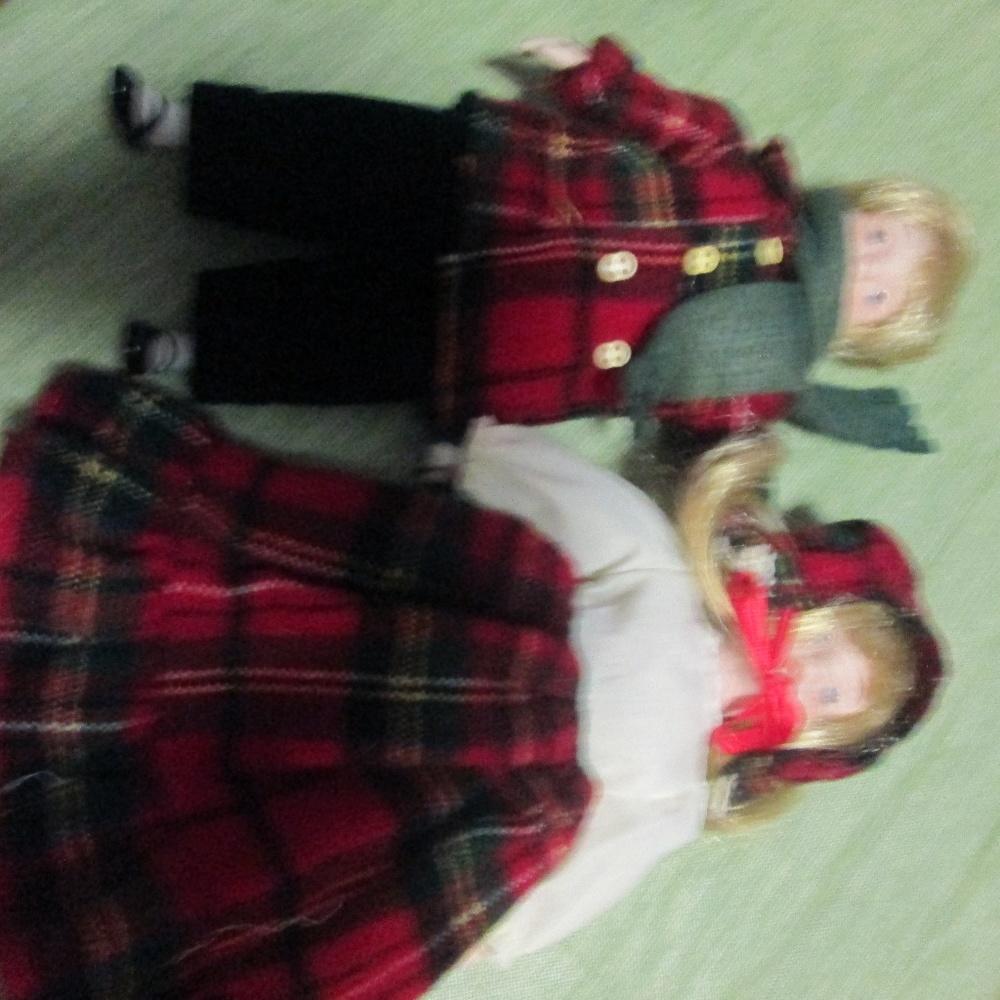 2 LITTLE DOLL " - Picture 5 of 6